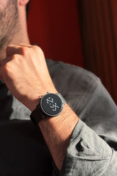 Apwr035111 Unisex Siyah Silikon Kol Saati